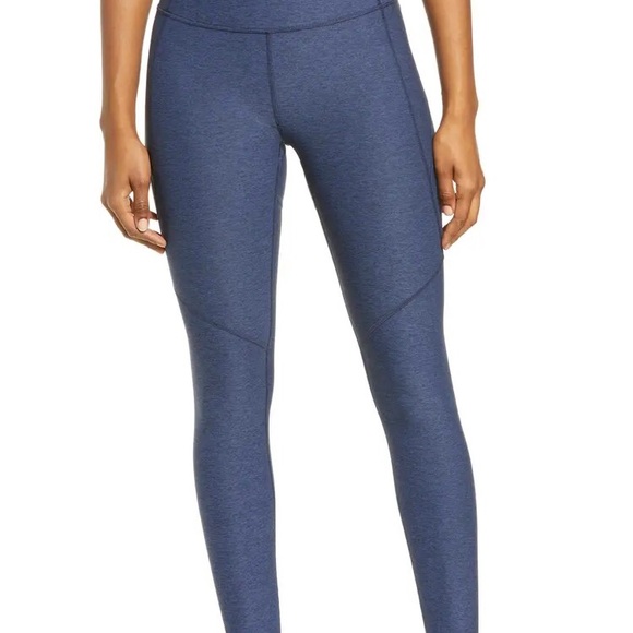 NWOT Outdoor Voices Warmup Legging - Picture 3 of 9